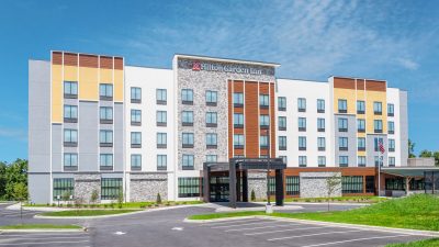 Hilton Garden Inn Jeffersonville exterior