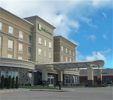 Holiday Inn & Suites Hopkinsville